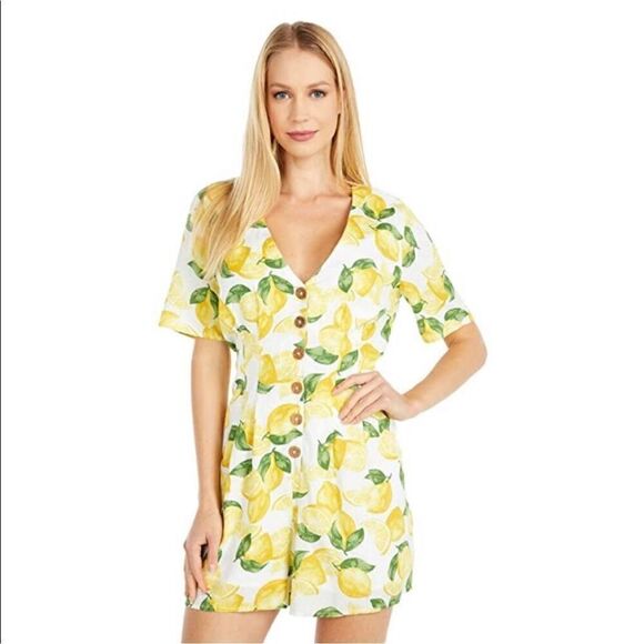 BCBGeneration womens Button Front Flutter Sleeve Romper -Lemon print - Picture 1 of 7